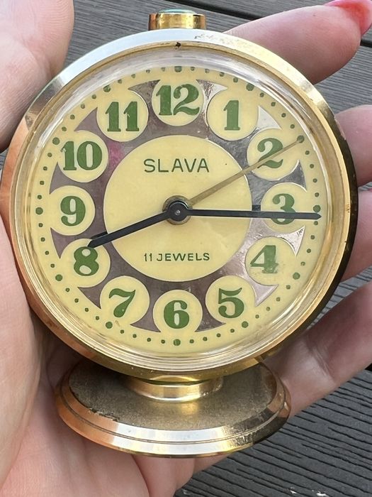 Radziecki budzik SLAVA  11 JEWELSZSRR