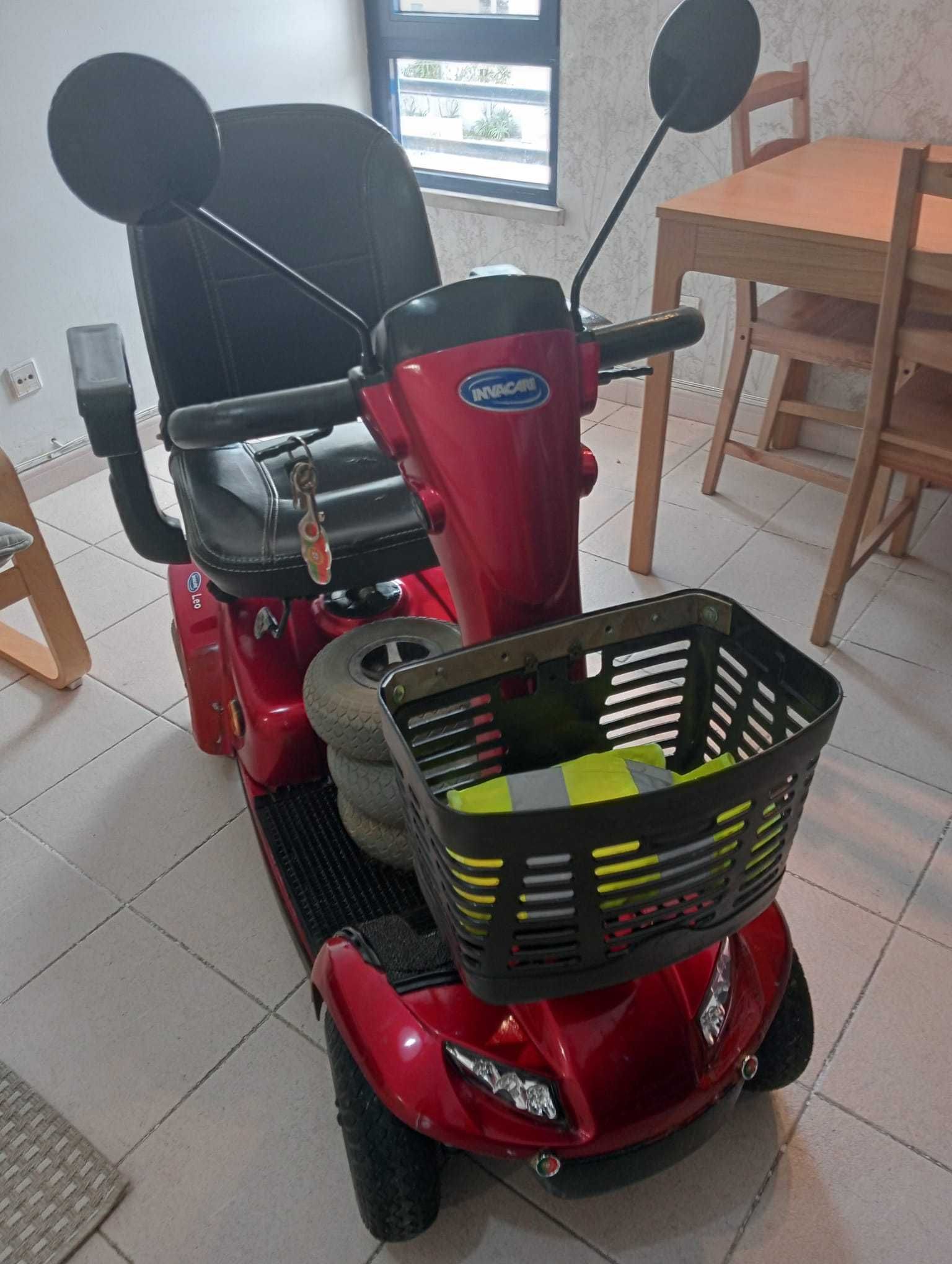 Scooter elétrica