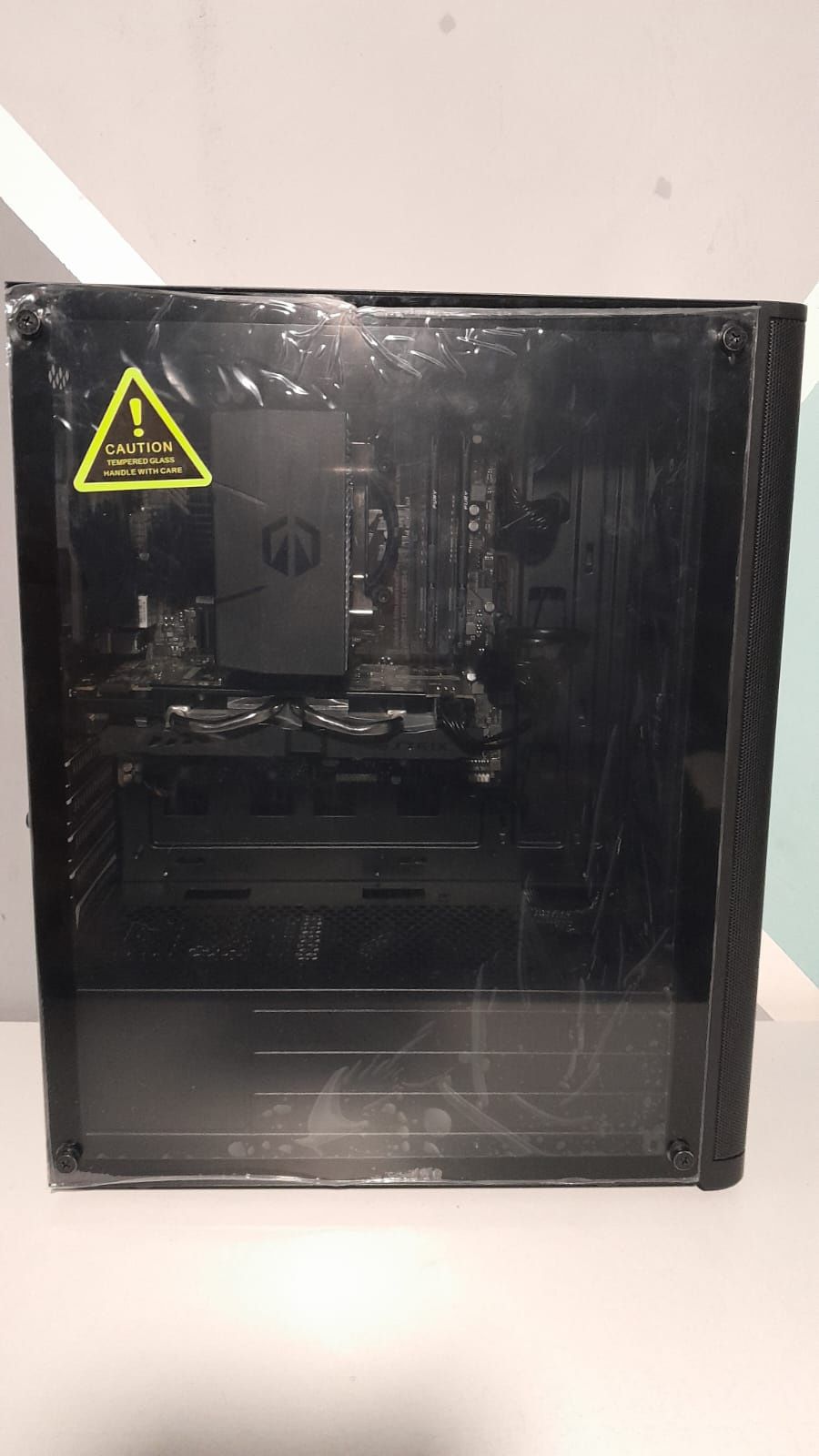 Wydajny komputer do gier/pracy I3 GTX 950 1TB 16GB