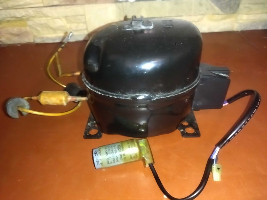 Компрессор LG NR62L22A,терморегулятор для холодильника.