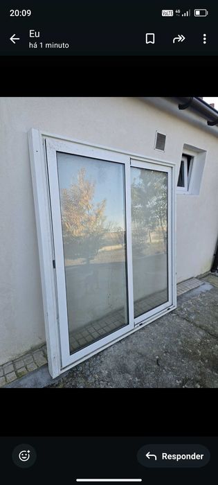 Janela em bom estado