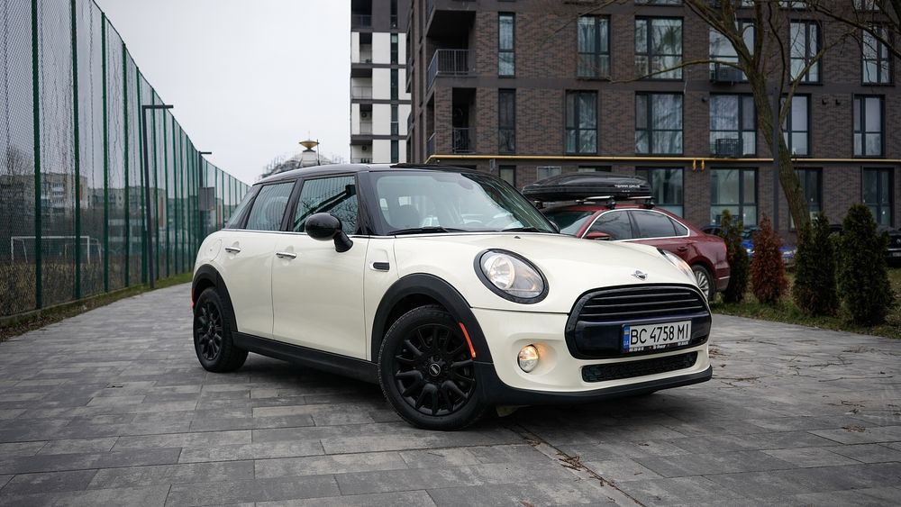 2018 Mini Cooper F55