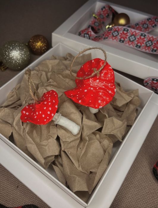 Новогодние украшения ручной работы, игрушка на елку керамика