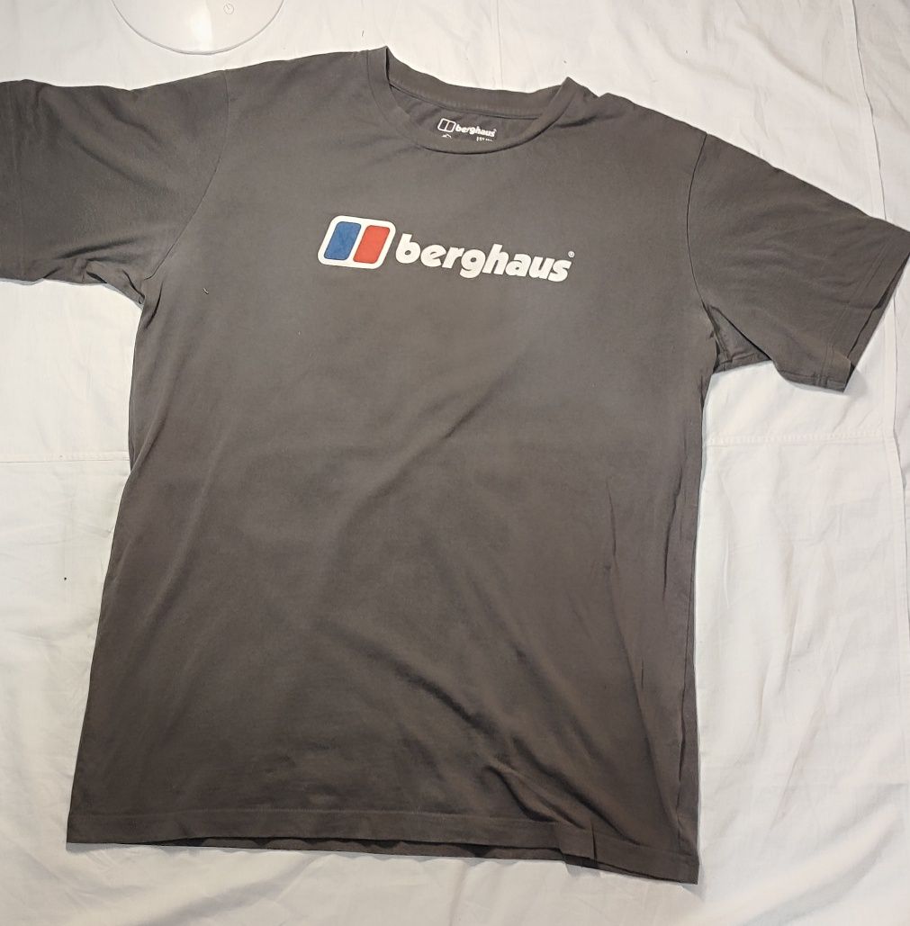 Продам сіру футболку Berghaus L size