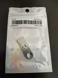 1 GB Srebrny pendrive