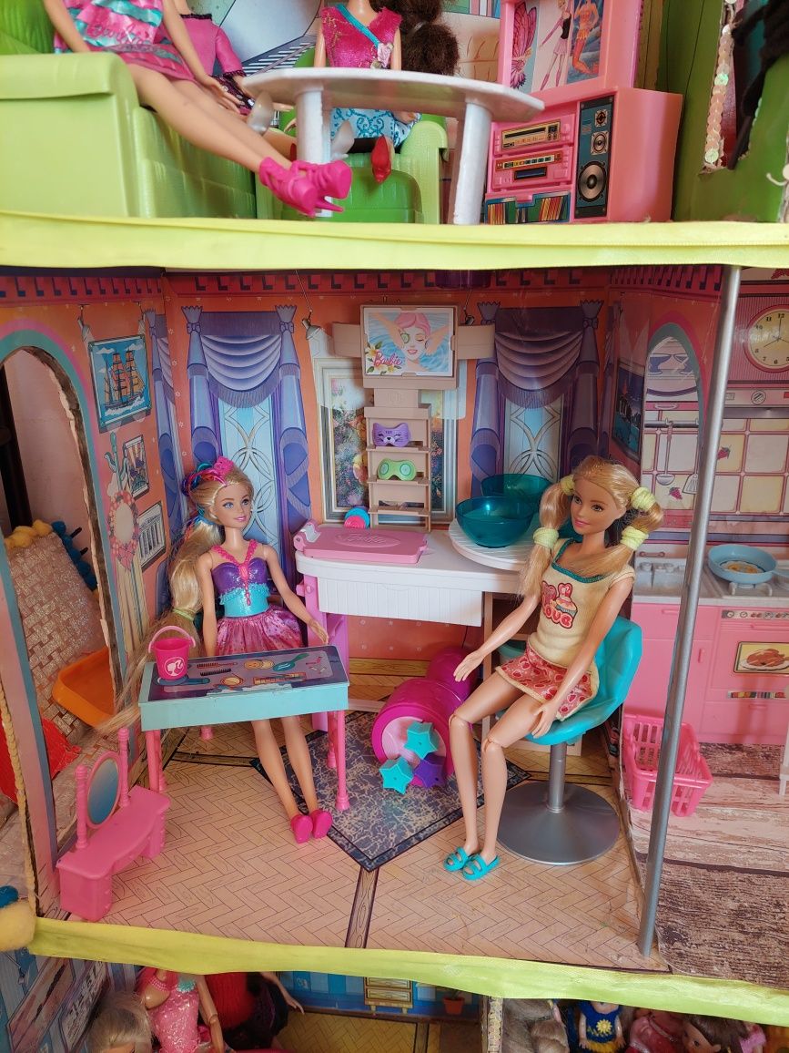 Lalki Barbie wyposażenie do domkui mnóstwo akcesoriów