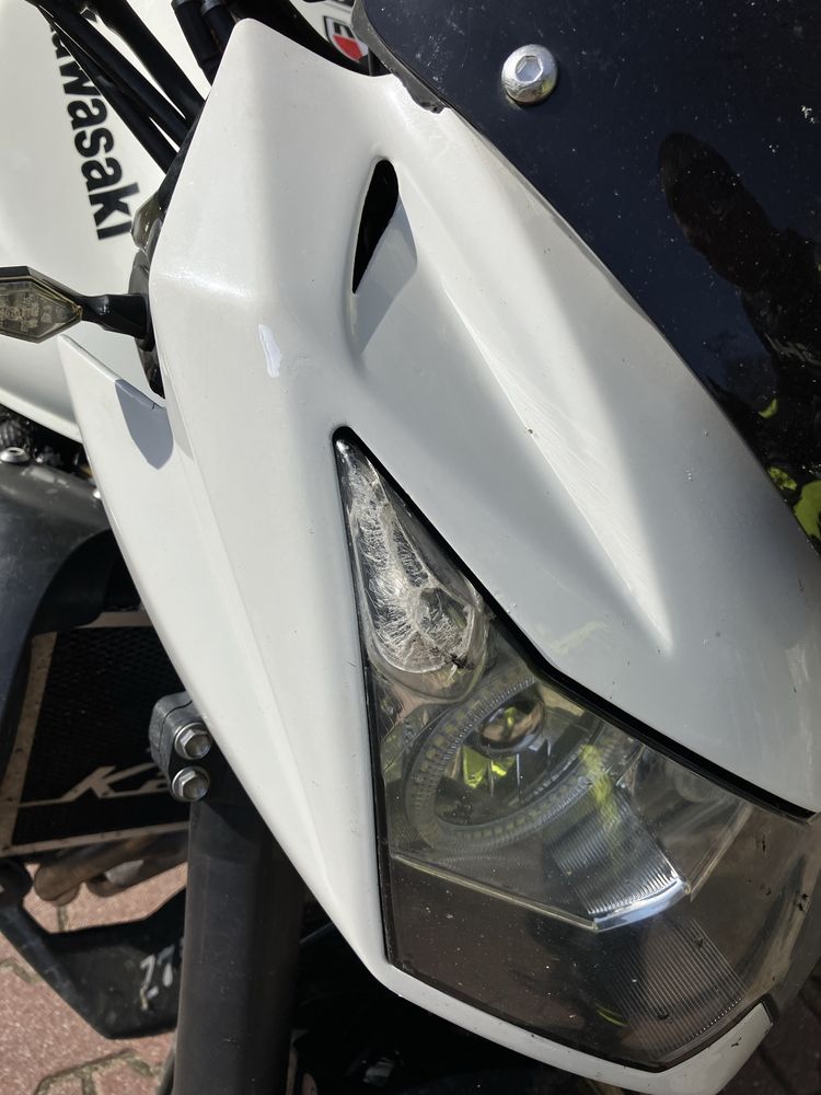 Kawasaki z750 Biały kruk