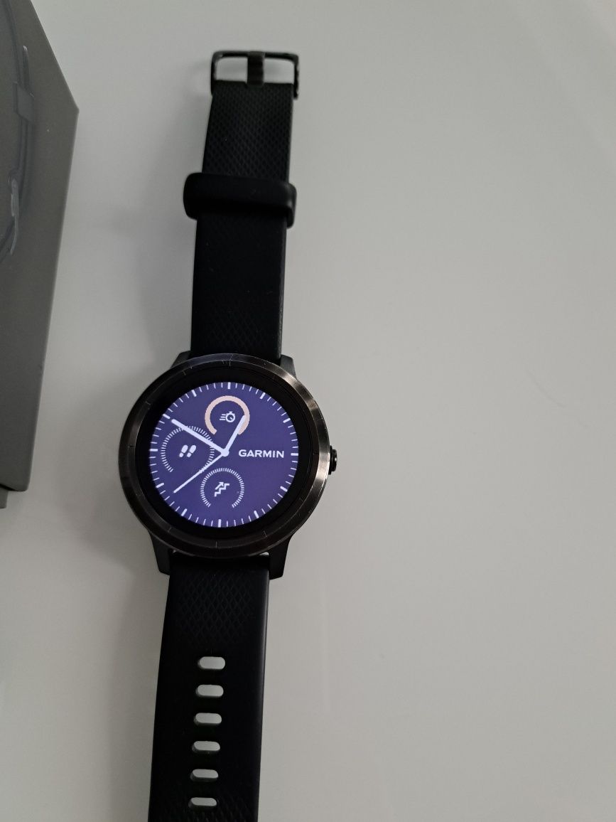 Garmin vivoactive 3