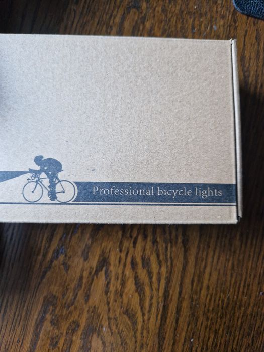 Reflektor led do roweru