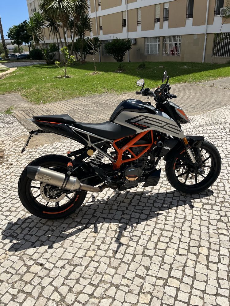 KTM Duke 125 7.800km Ano 2021