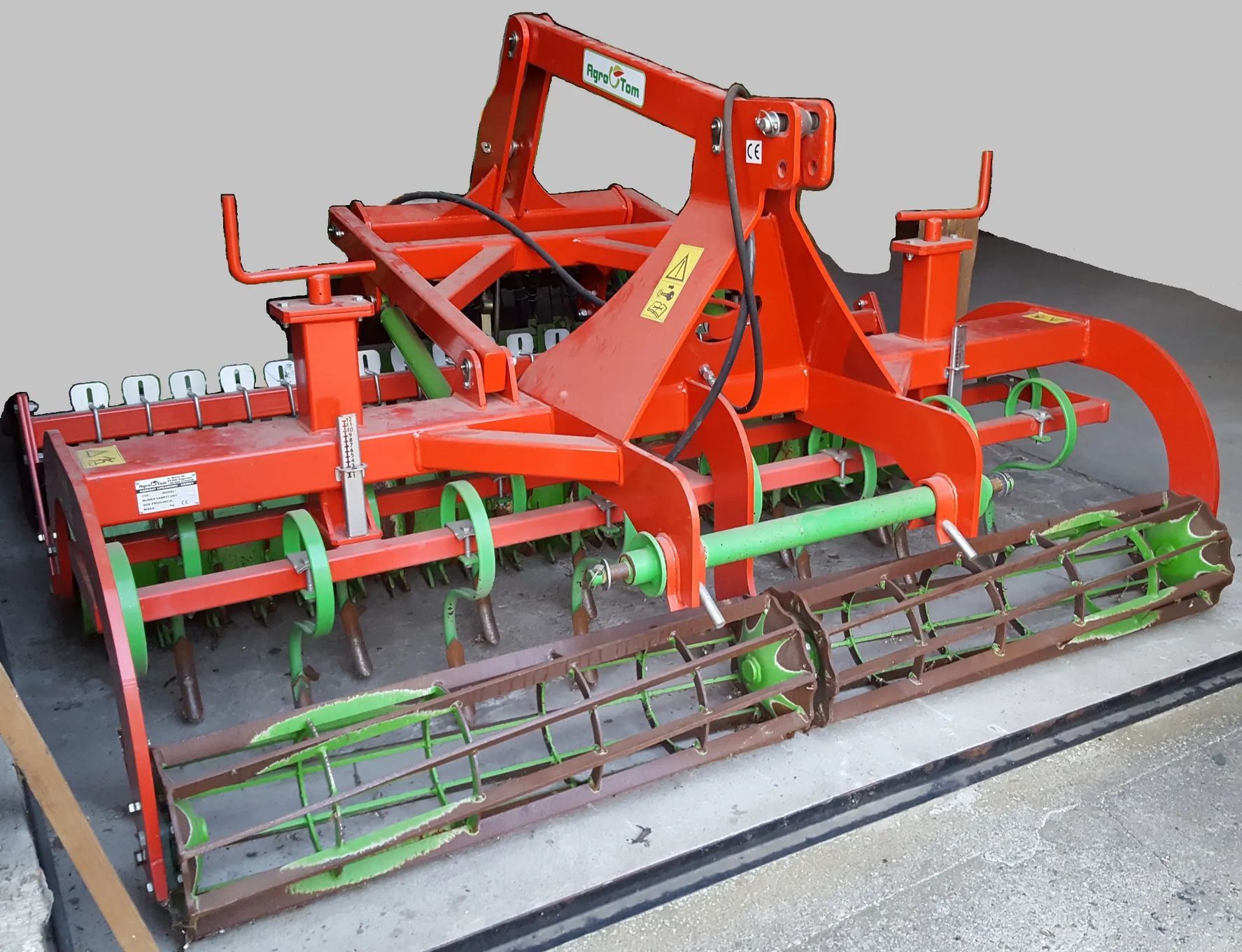 Agro-tom UPS 2.5M