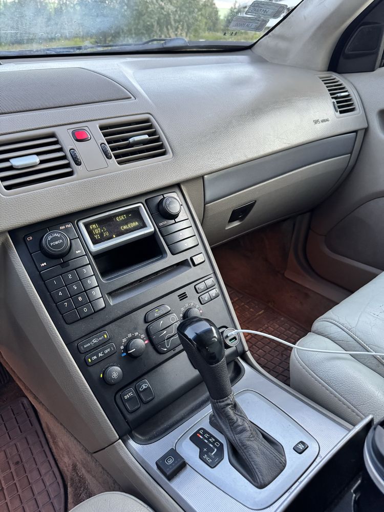 VOLVO XC90 2.5Turbo , LPG na 10lat , 4x4