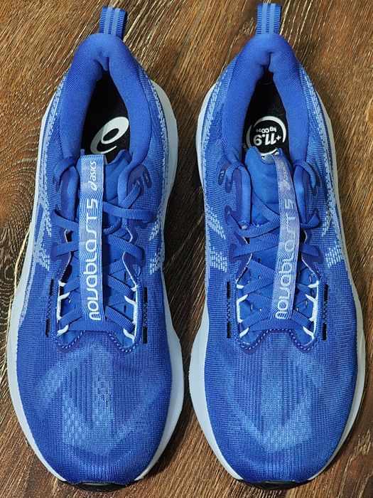 Оригінал 100% чоловічі кросівки asics novablast 5  eur 44