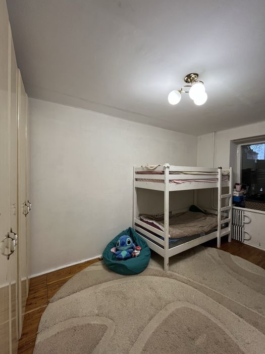 Двокімнатна чешка на Руській