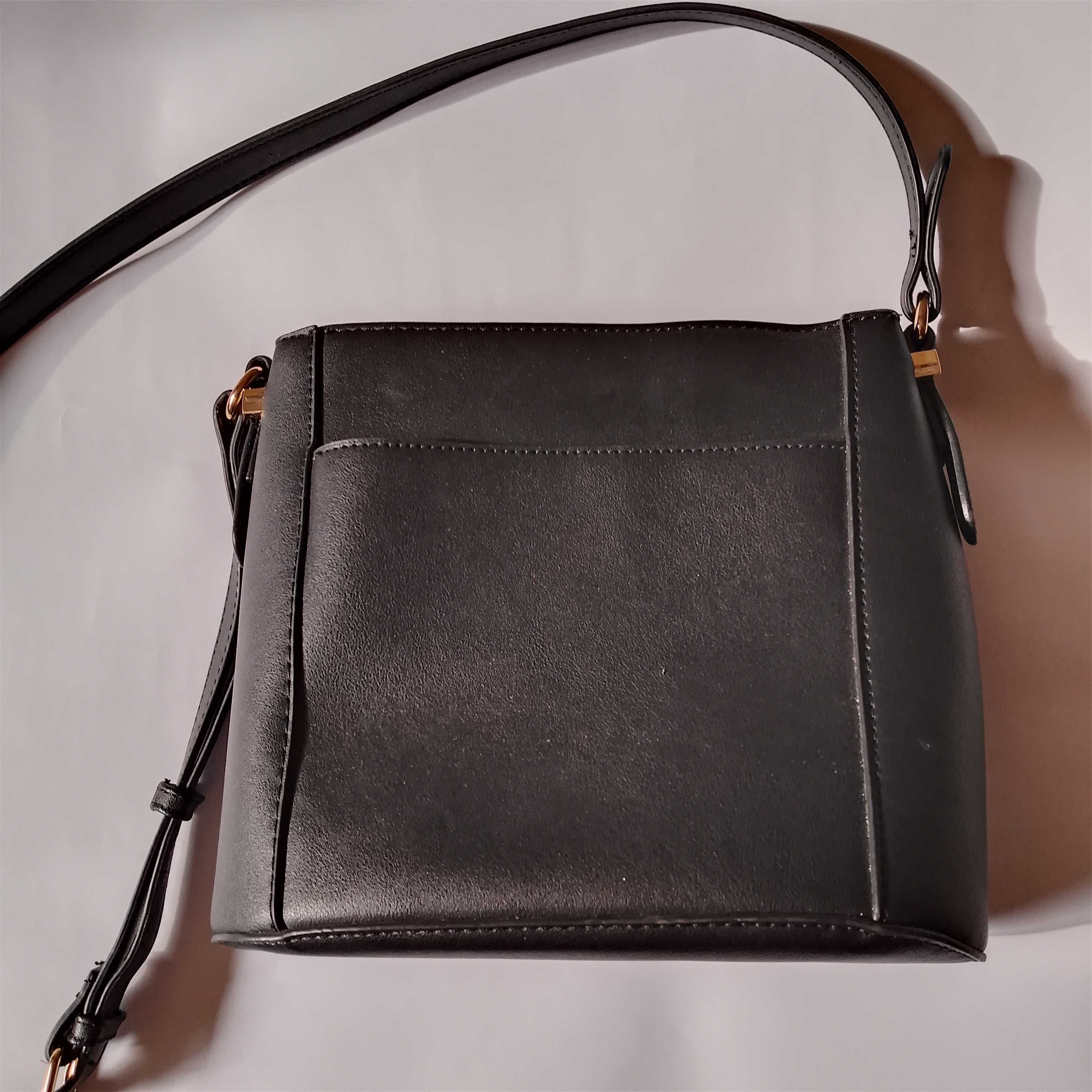 Сумка Accessorize чёрная через плечо
