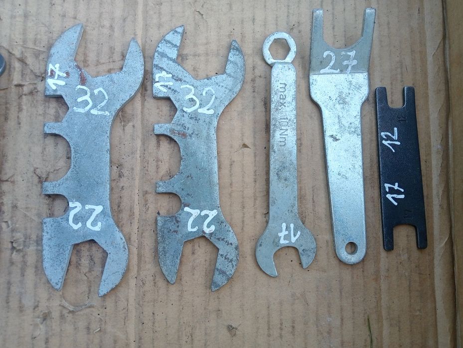 Stare nietypowe klucze z epoki PRL