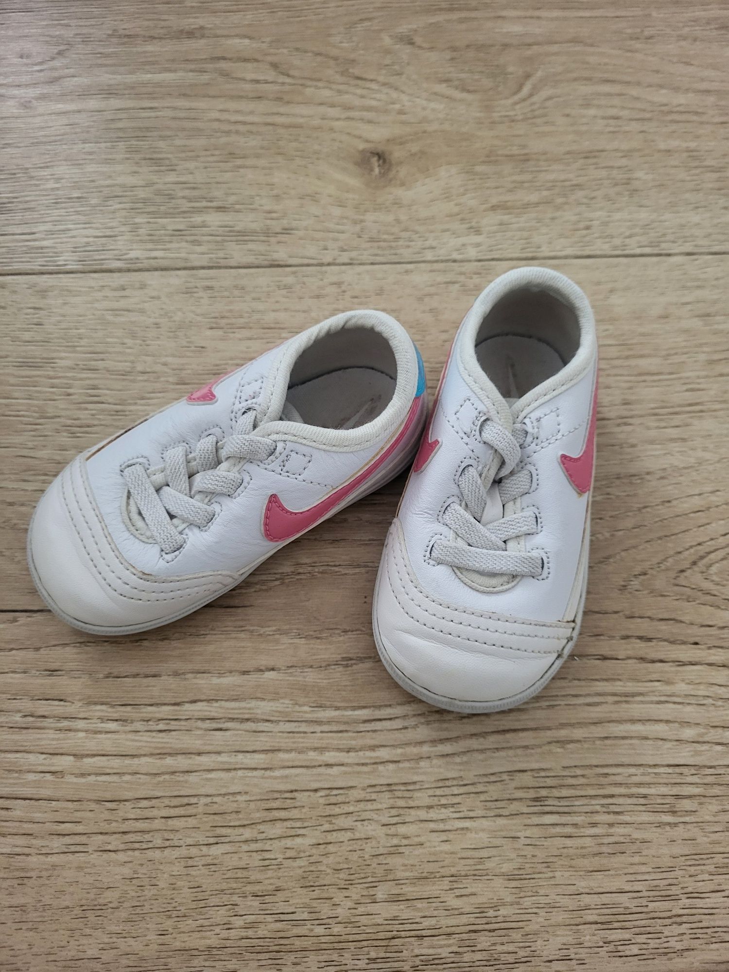 Buty niemowlęce Nike