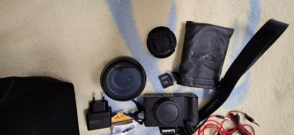 Panasonic LUMIX DC-G100 LUMIX DC-G100 + Lente e acessórios