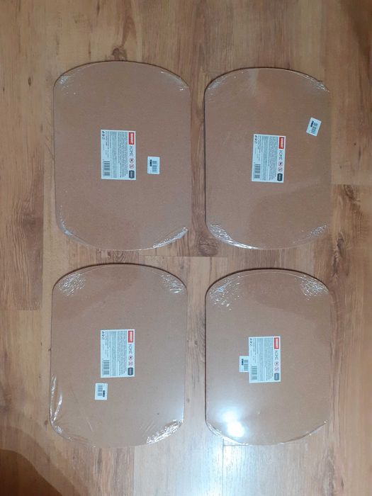 Podkładki korkowe z napisem HOME 4 sztuki nowe 39x28 cm