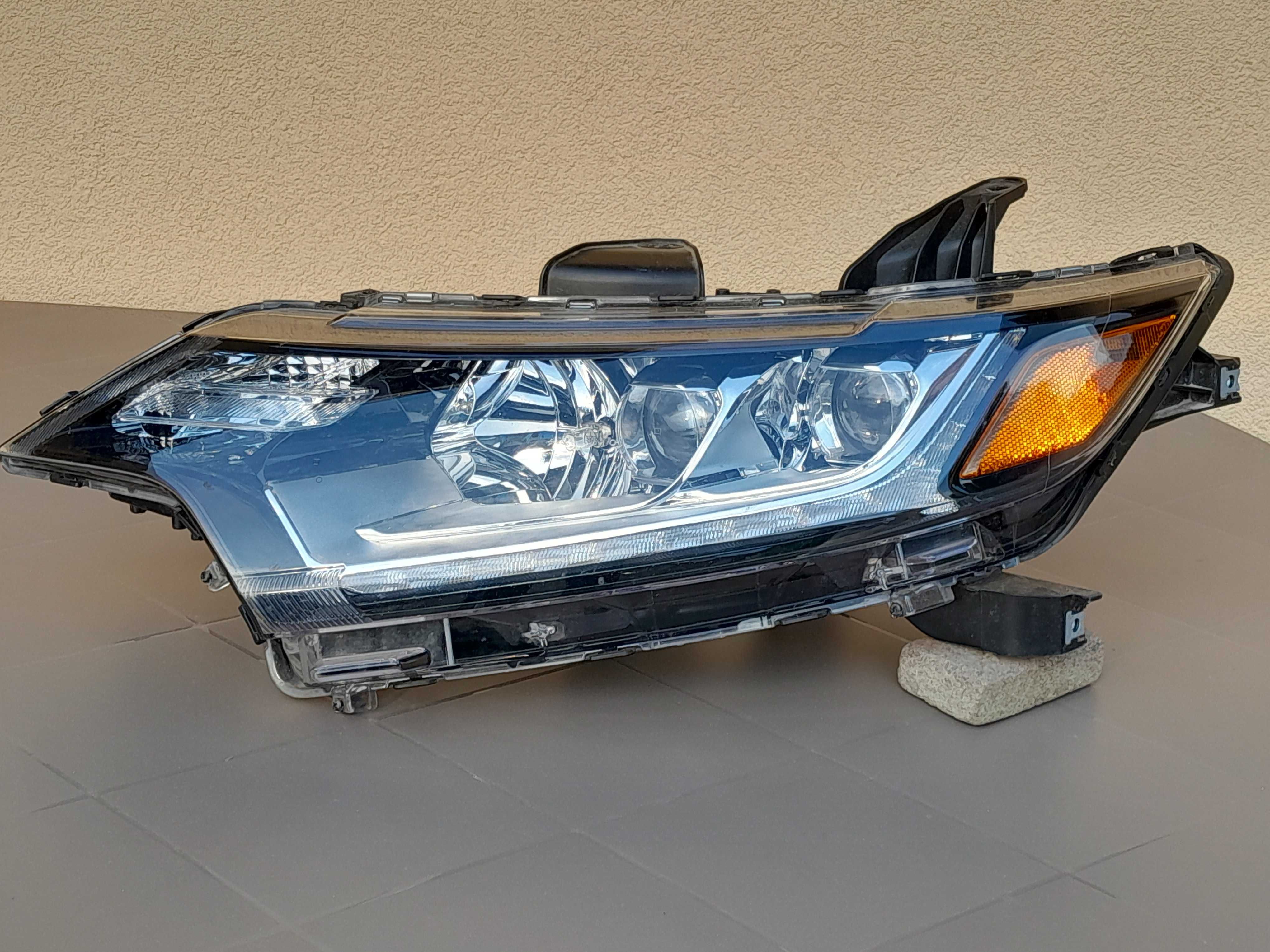 Lampa L. P mitsubishi outlander lll lift full led USA Kanada.