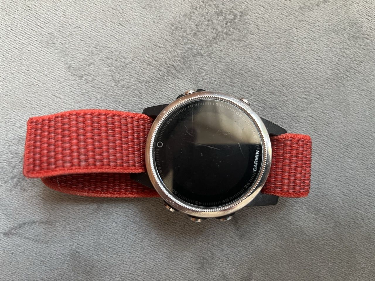 Zegarek Garmin Fenix 5S uszkodzony!