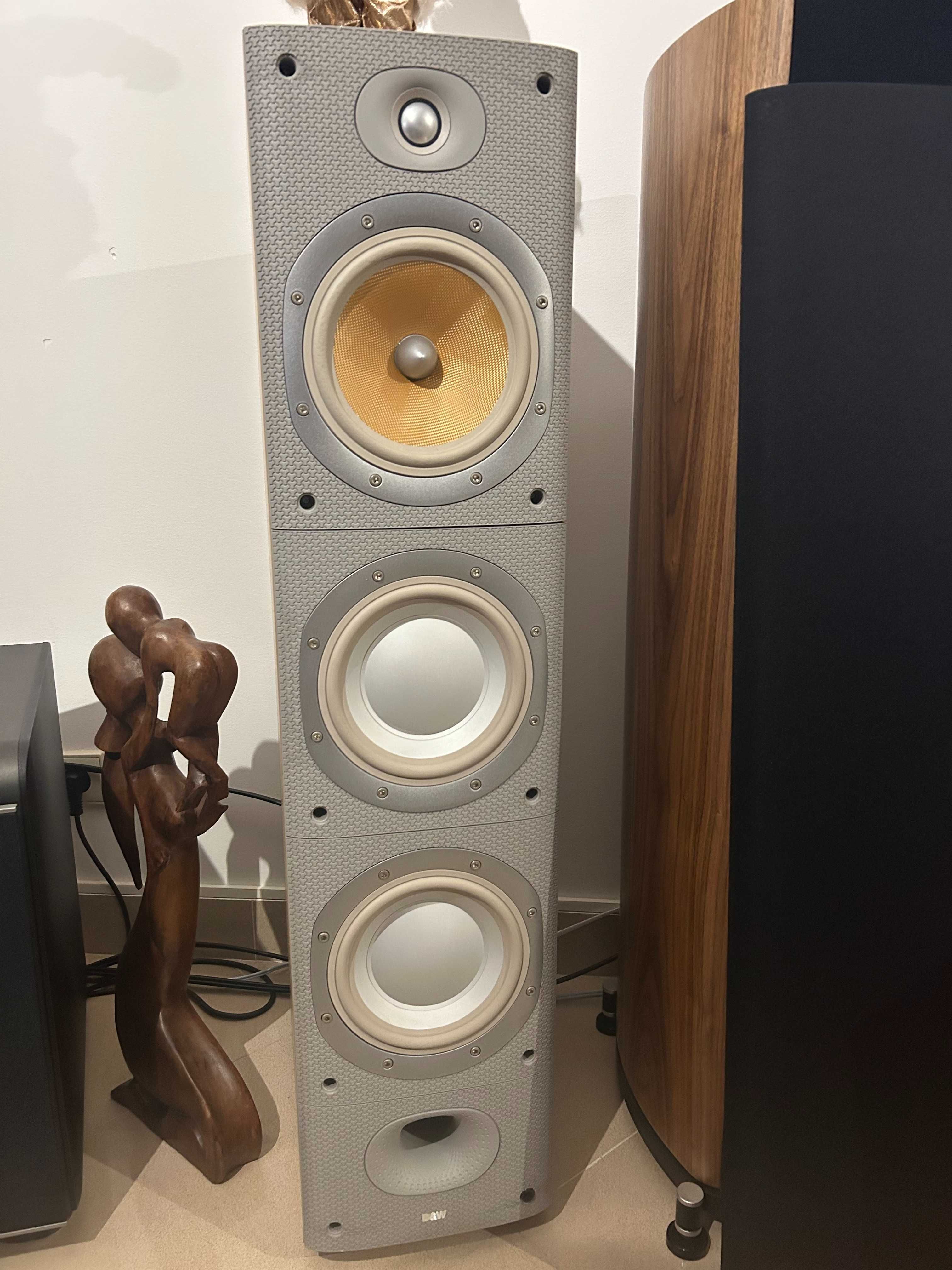 Colunas Bowers and Wilkins DM 604 S3