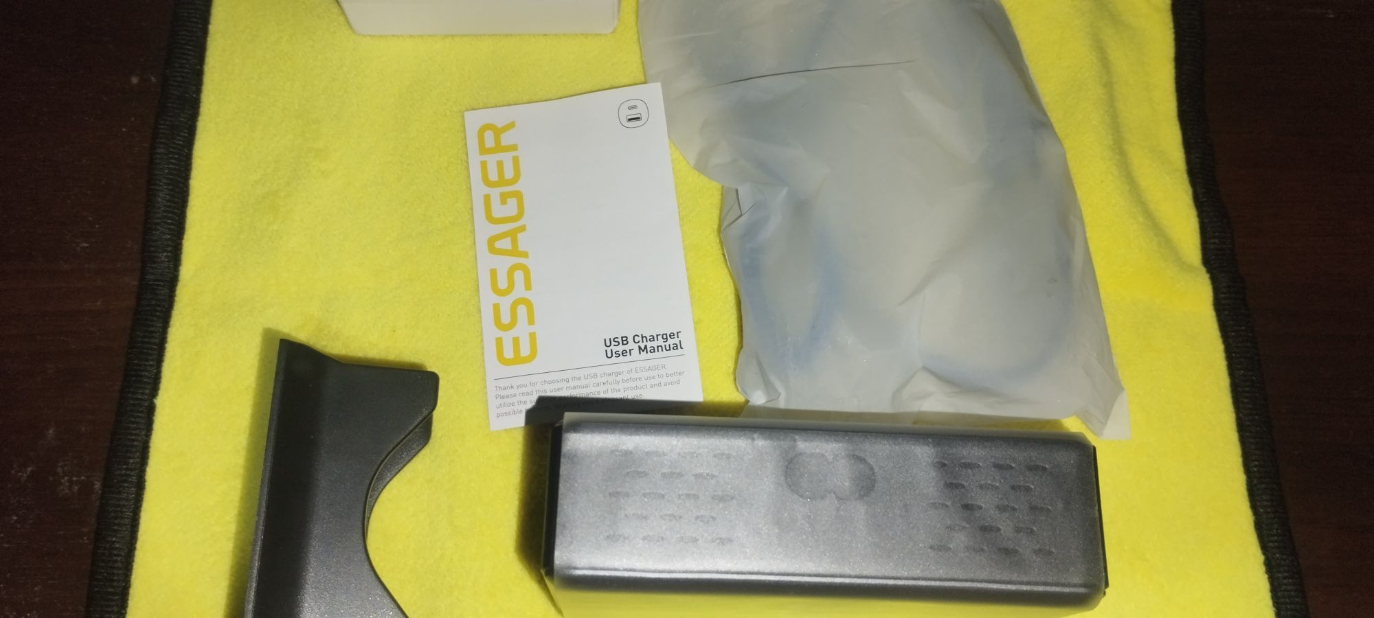 ESSAGER Gan зарядка YMX-320W