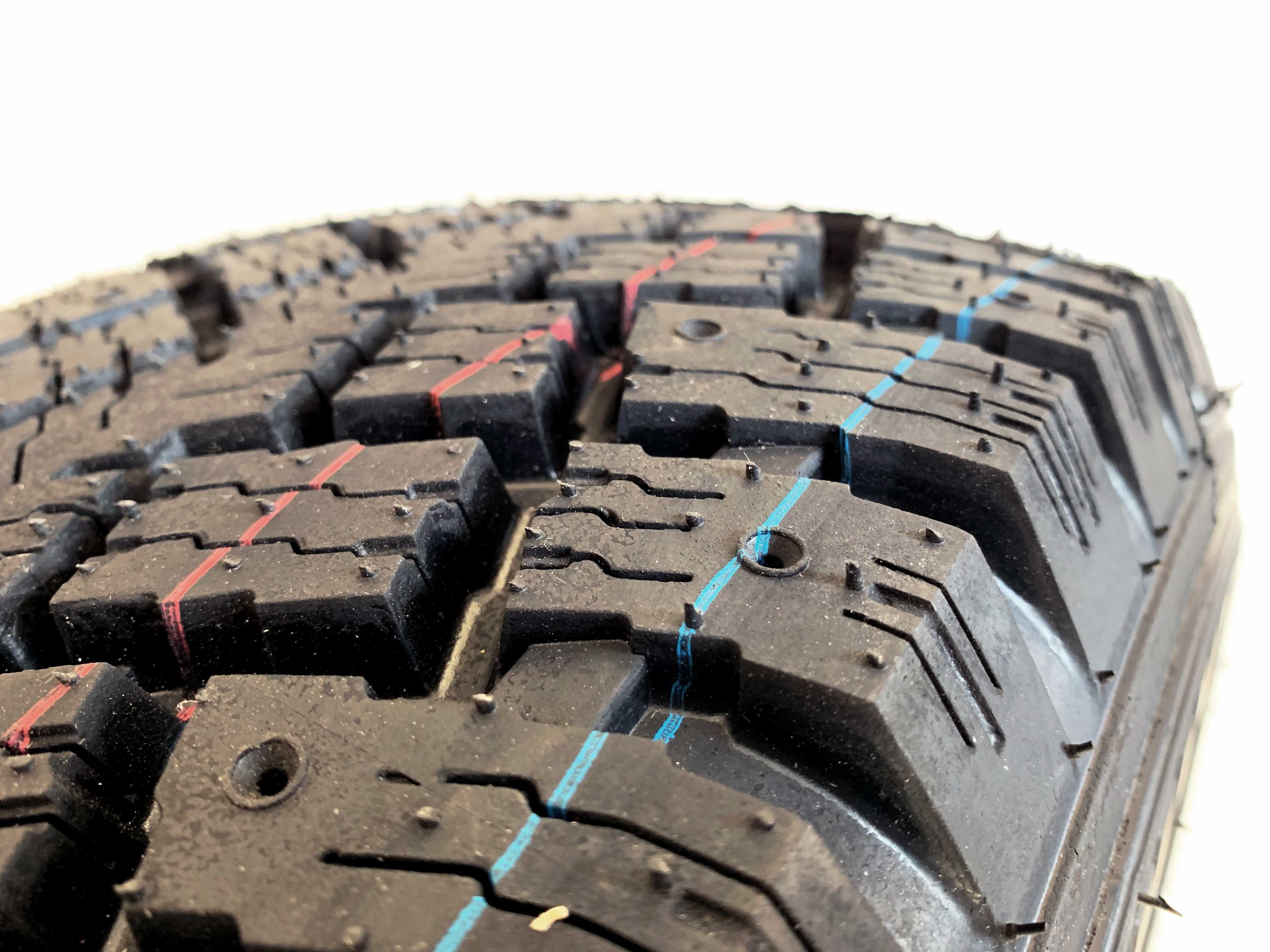 Шина зимова 225/70 R15C  резина зимня M+S Glob-Gum EXTREME Poland