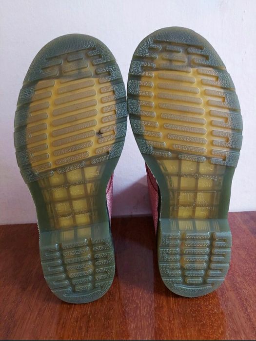 Черевики фірми Dr.martens knightsbridge london оригінал

Розмір по бір