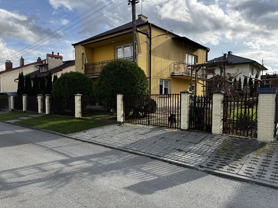 Ogrodzenie metalowe z bramą rozwierną, i furtką - kompletne, stan bdb.