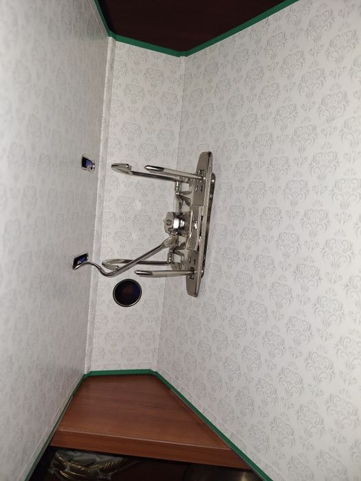 Папка швидкозшивач в гарному стані, з файлами, майже нові