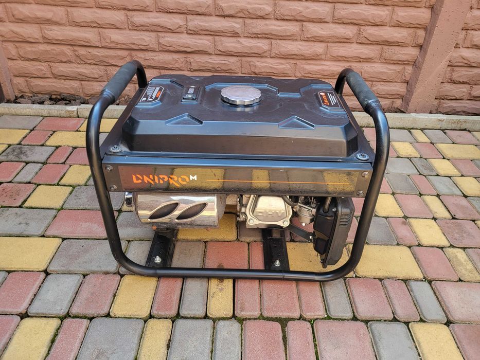 Генератор 3 КВТ днепро М