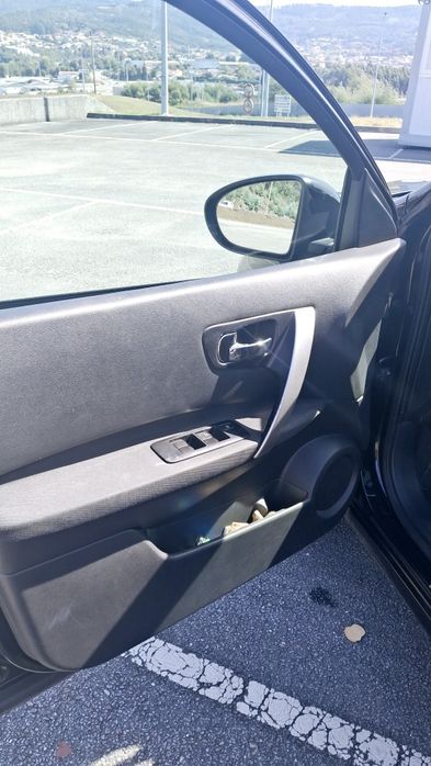SUV Nissan Qashqai Tekna 263.000km C/ tecto panorâmico
