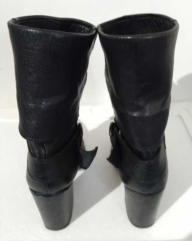 Botas como novas da PROF