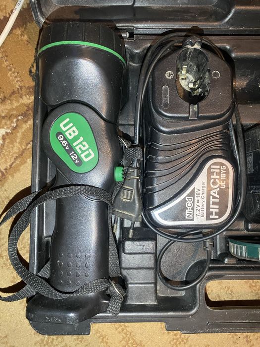 Шуруповерт акумуляторний Hitachi DS 12DVF3