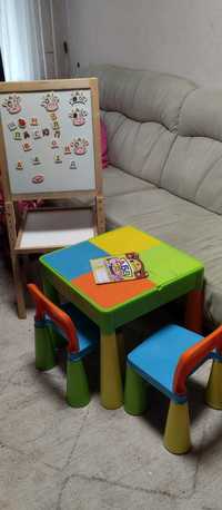 Детский столик со стульями+мольберт