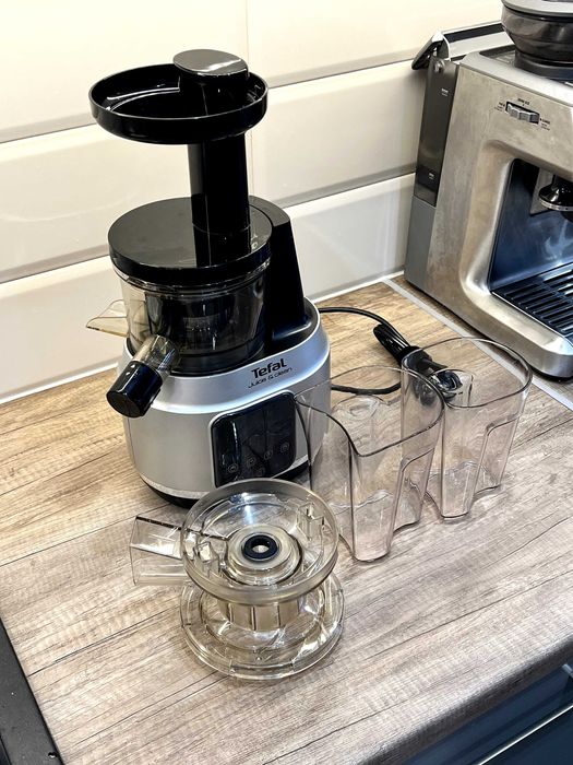 Соковитискач Tefal Juice & Сlean