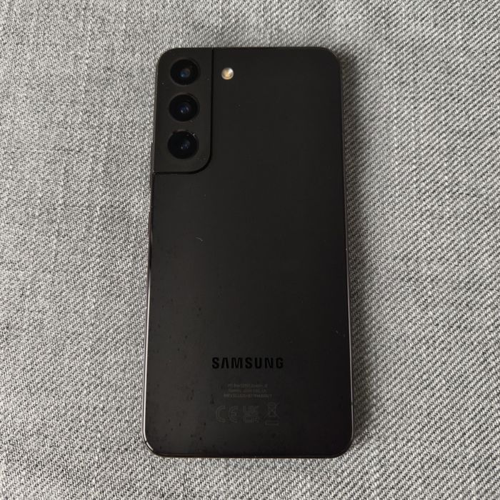 Zestaw SAMSUNG S22 8/128 gb + szybka ładowarka indukcyjna
