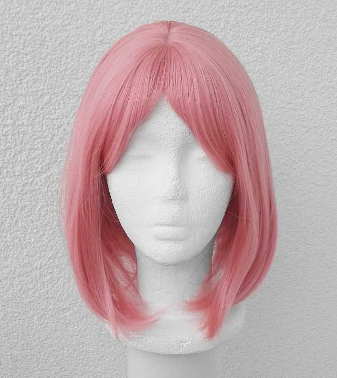 Krótka różowa peruka bob z prostą grzywką krótki różowy wig cosplay