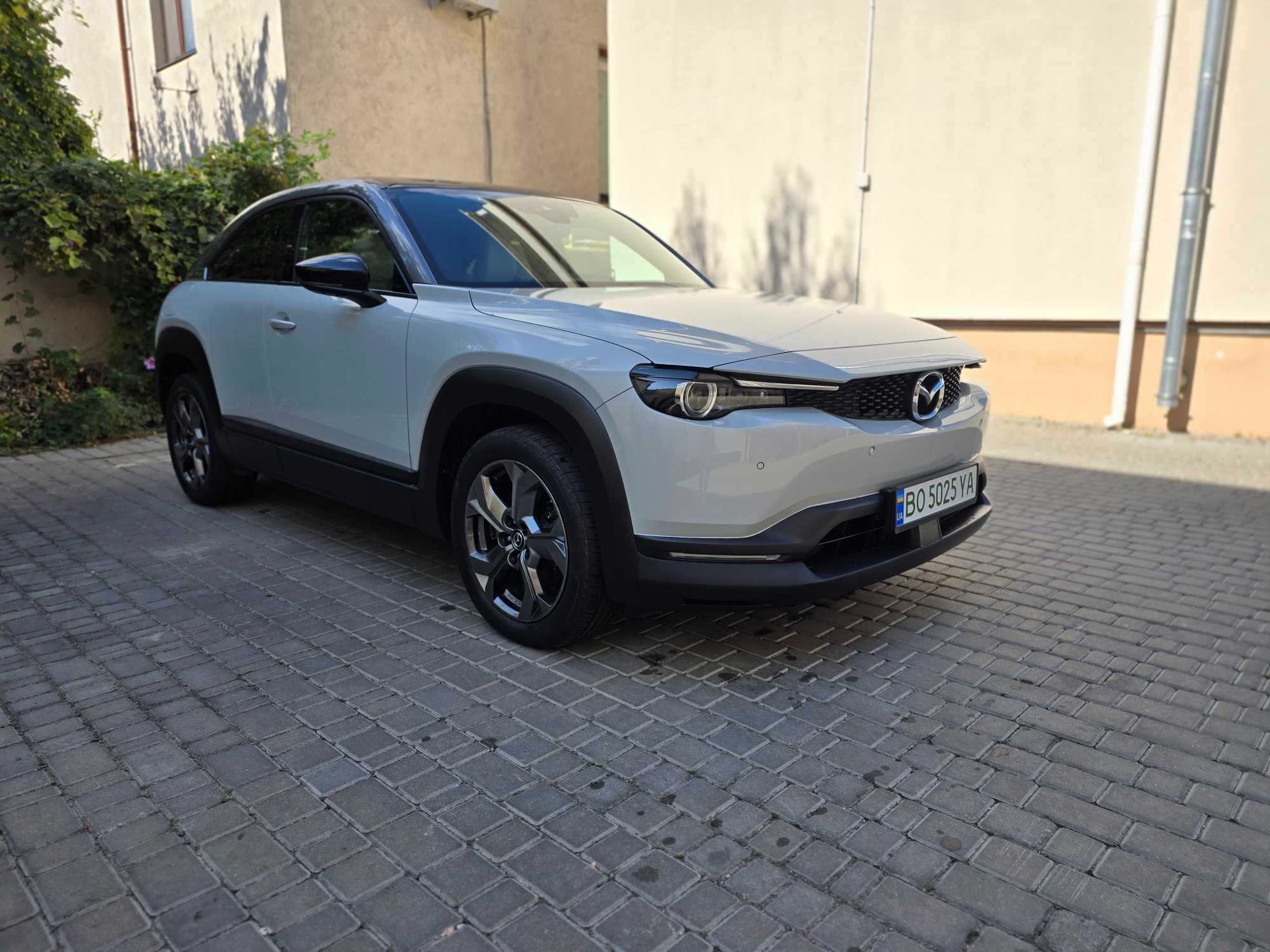 Mazda MX-30 , 2020