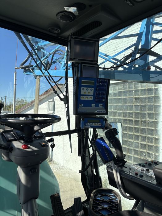 Самохідний оприскувач Berthoud Raptor 4240