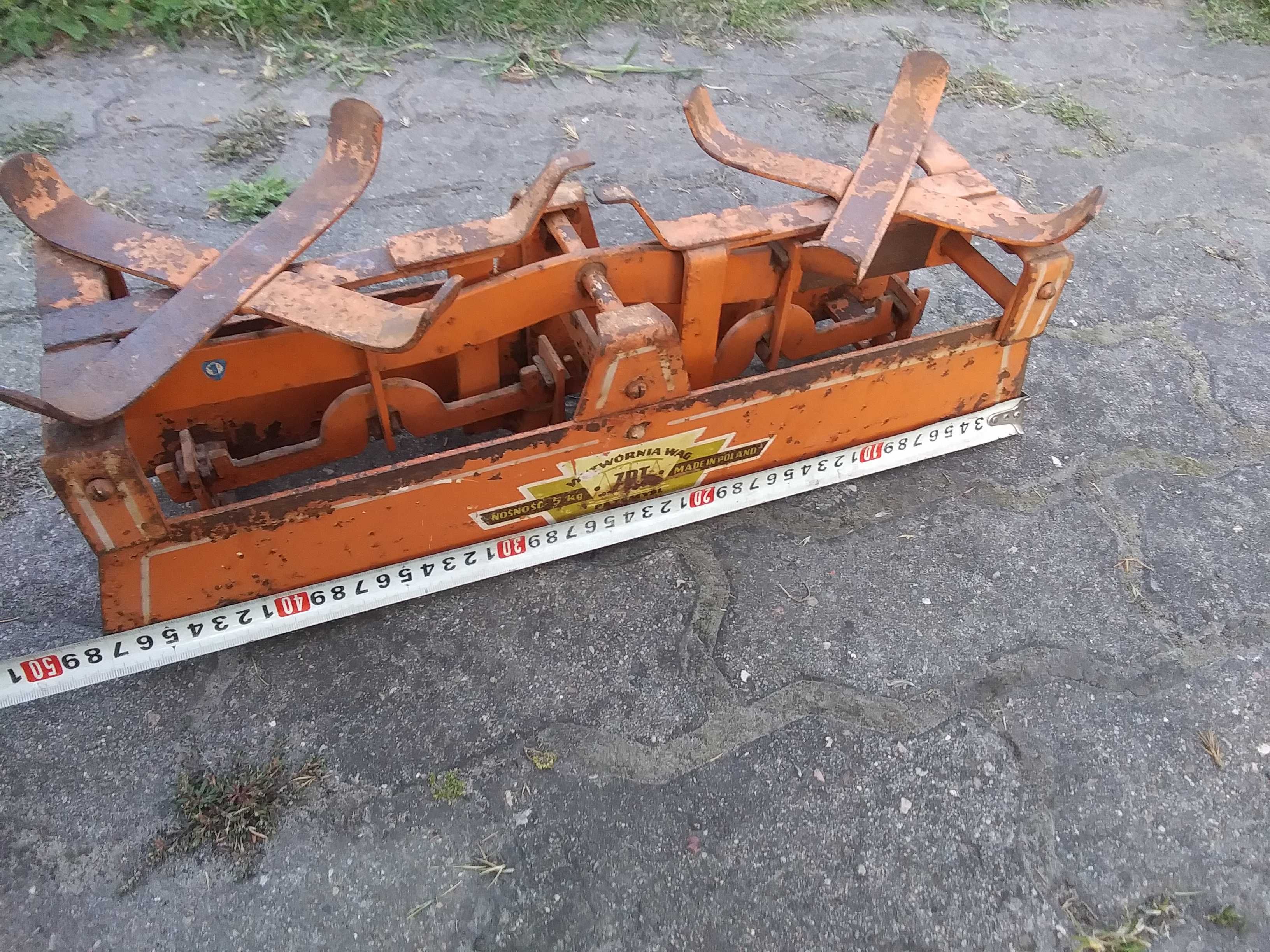 Stara waga szalkowa ZPTPrzemyśl dekoracja przedmiot zPRL vintage retro