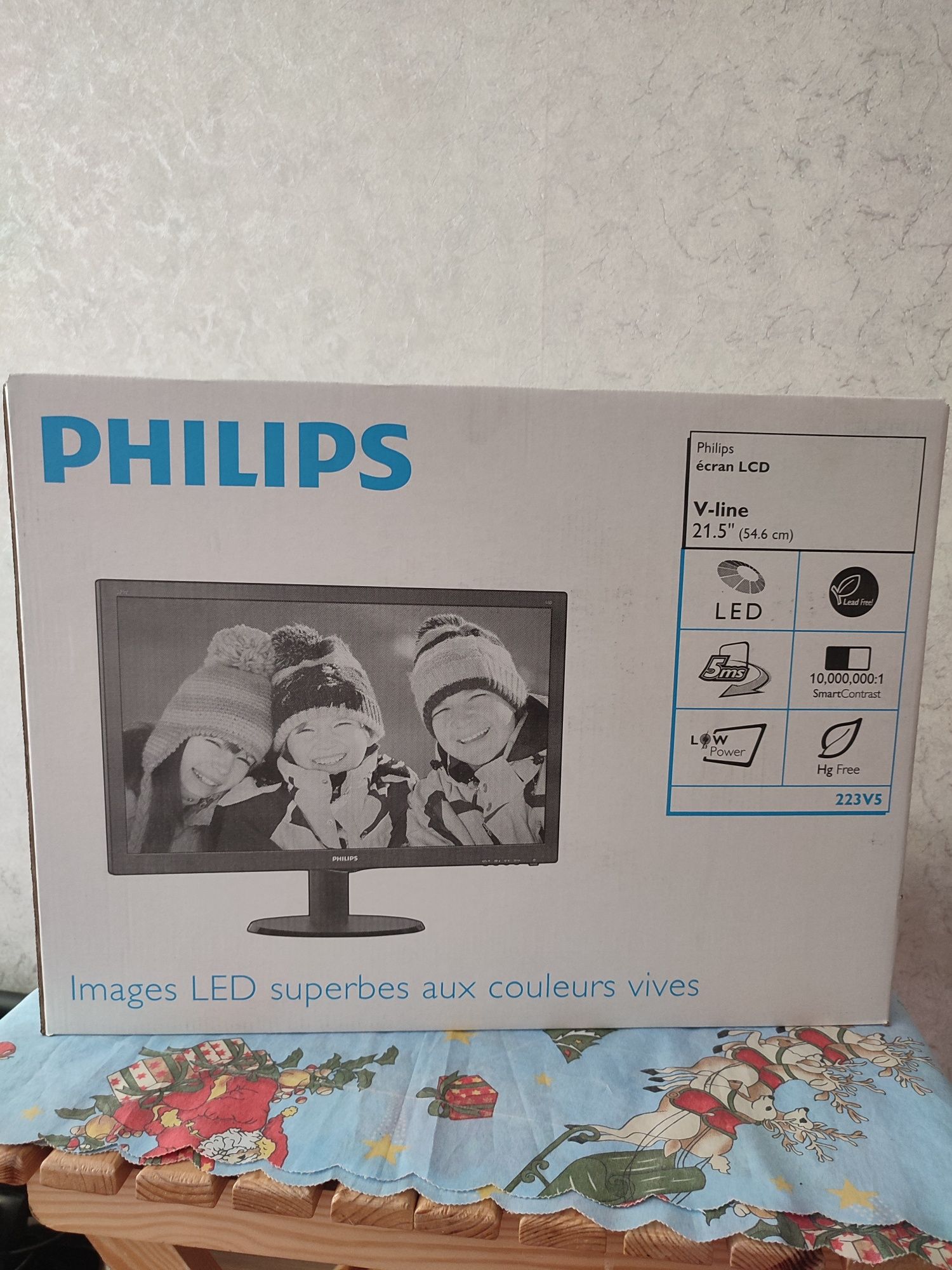 Продам новый монитор Philips 223/v5