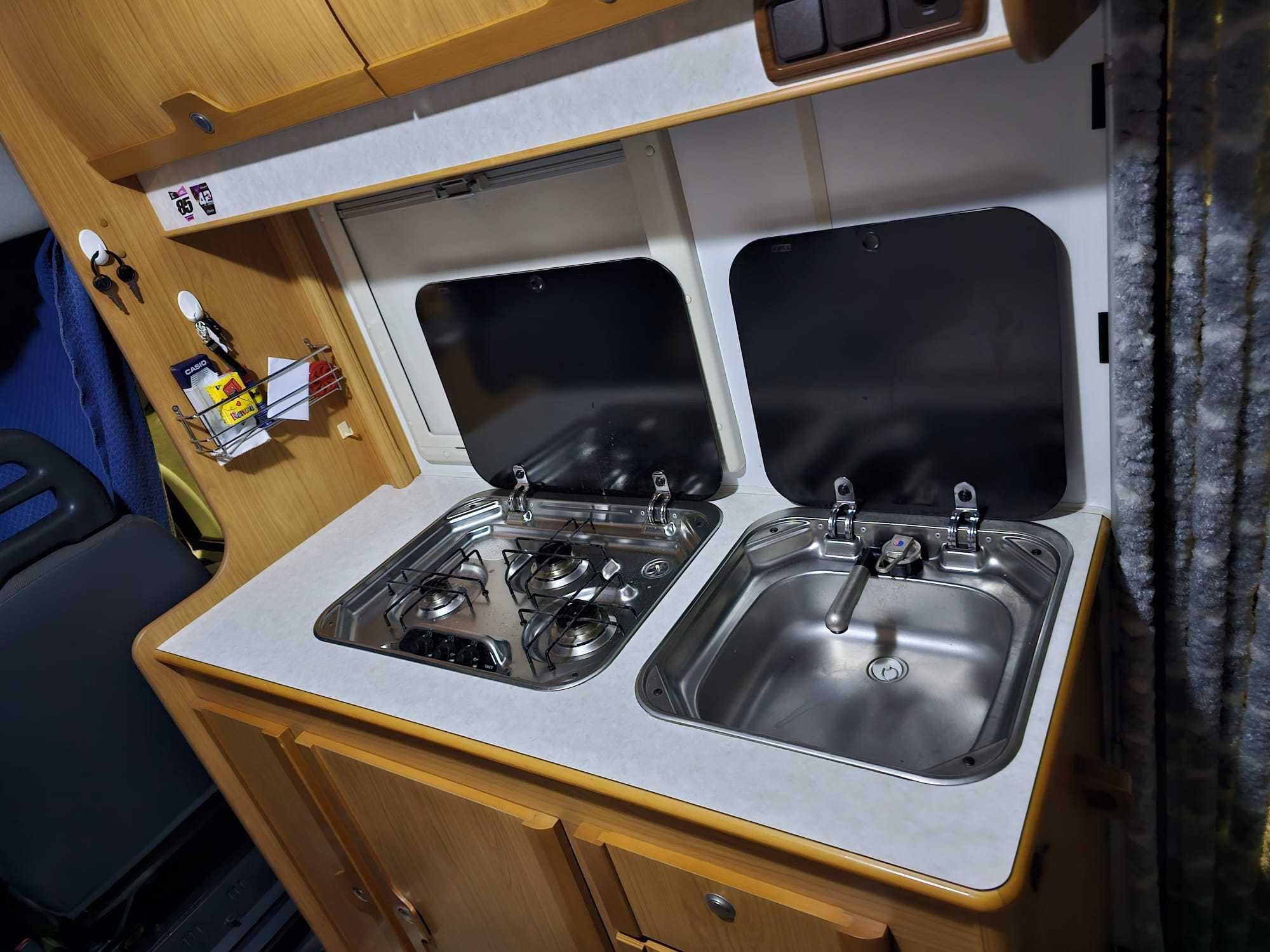 Autocaravana 6 lugares c/ garagem