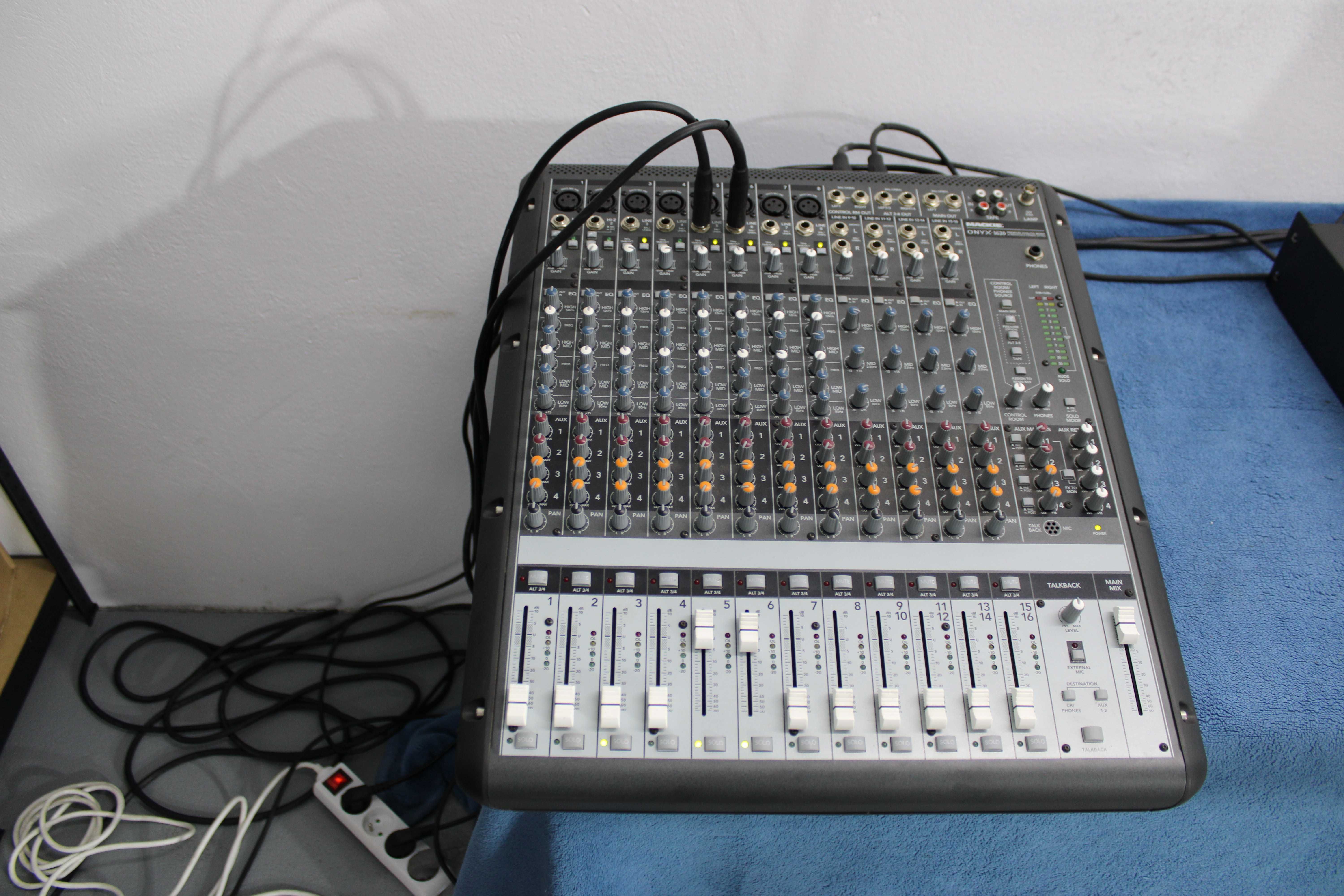 Mixer Mackie Onyx 1620  stan idealny