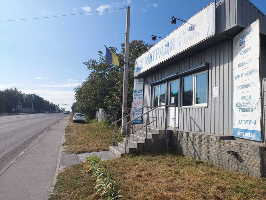 Оренда приміщення у с. Нові Петрівці. Центр, Свято-Покровська 183