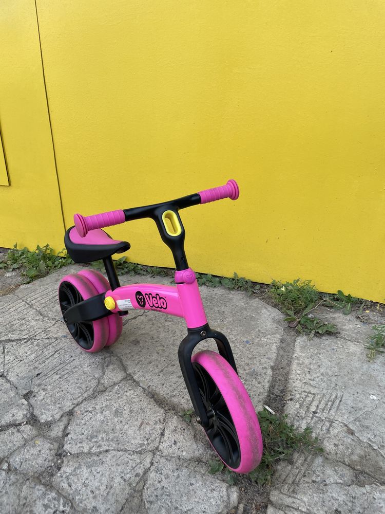 Велобіг для дівчинки Velo