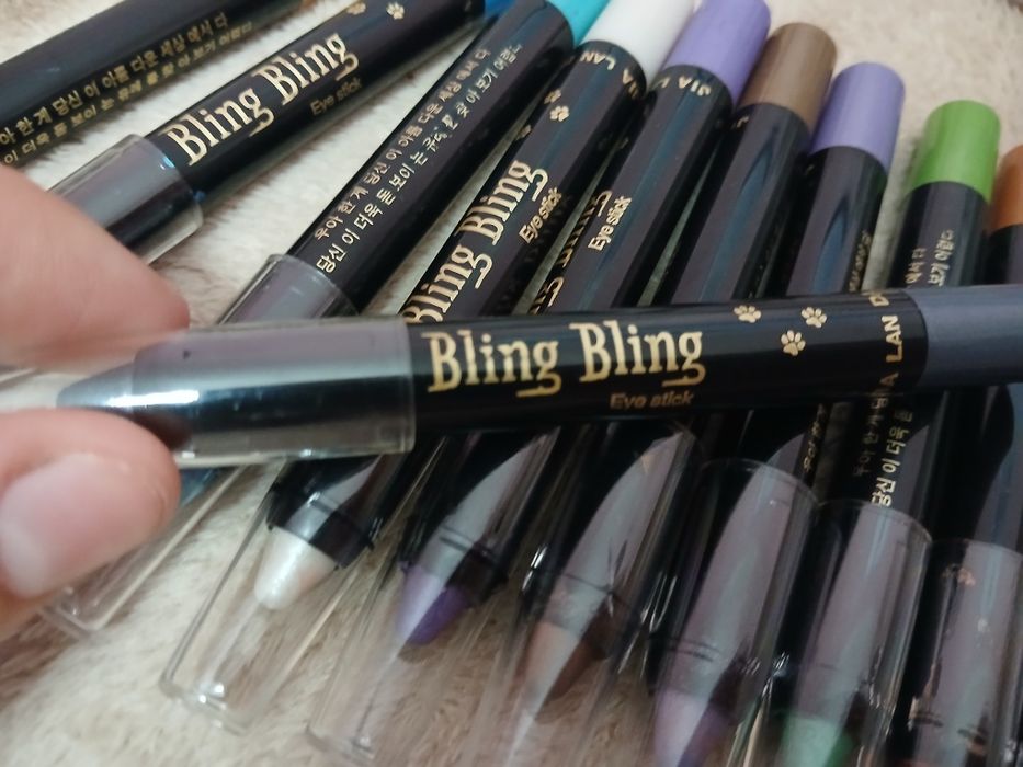 Eyes stick 2€ cada