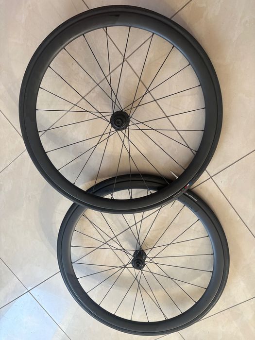 Koła Karbonowe bontrager Aeolus Elite 35