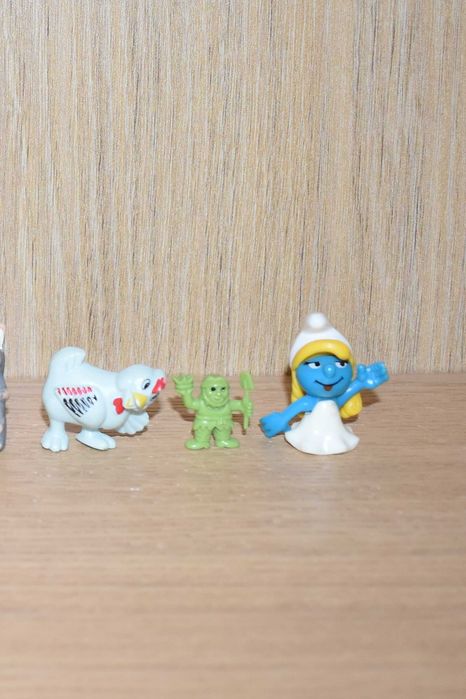 8 Figuras policromáticas - (Lote 8)
